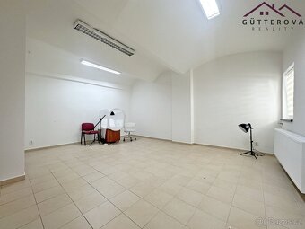 Pronájem obchodního prostoru 30 m², Plzeň - Vnitřní Město - 2