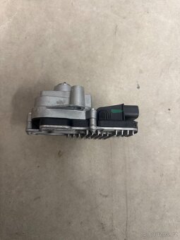 BMW aktuator motorek 2760 7542211-01 - 2