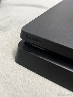 PlayStation 4 Slim 500 GB - 2