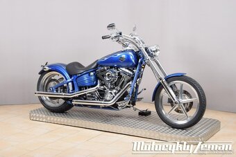 Harley-Davidson FXCWC Softail Rocker C 2010 - 2