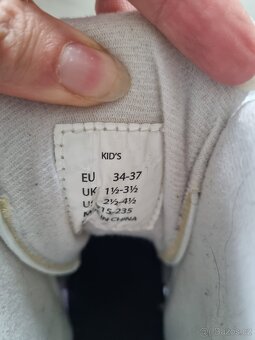 Dívčí lední rostoucí brusle 34-37 - 2