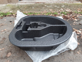 Ford Focus MK3 - vložka prostoru rezervního kola - 2