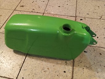 Prodám nádrž na pionýra - 2