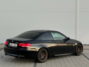 BMW E92 335i Manuál - 2