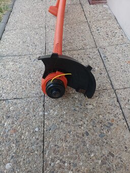 Strunová sekačka Black Decker - 2