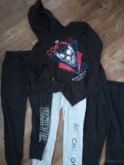 Mikina a tepláky vel 146 - 2