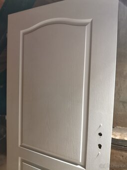 Bílé interiérové L 90 - 2