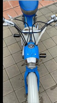 Krásný moped se.22 - 2