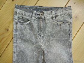 dívčí oblečení vel 128 - 2