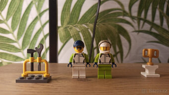 LEGO City 60322 Závodní auto - 2