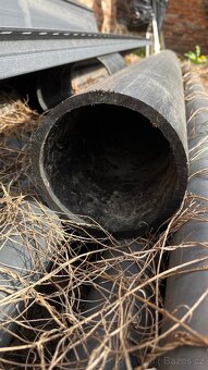 Silnostěnné trubky různých průměrů… (67, 100,1560) délka 6 m - 2