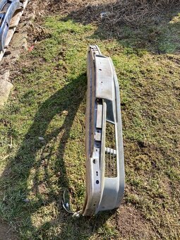 Bmw e23 - přední nárazník - 2