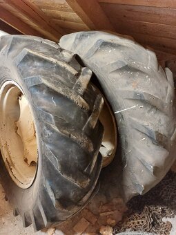 Kola Zetor 16,9-28- 2ks - 2