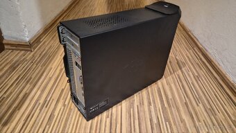 Malý PC Packard Bell - 2