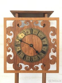 nástěnné hodiny - 2