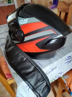 Helmu na motorku - 2