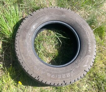 Pneu 225/75 R16 CP 116R - 2