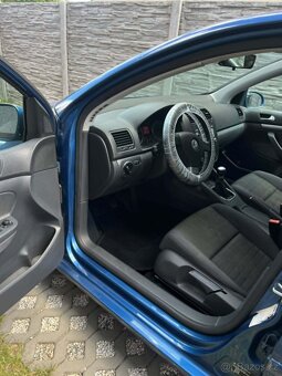 Volkswagen Golf 5 - 2