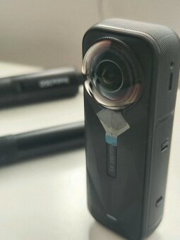 Insta360 X5 + originální příslušenství - 2