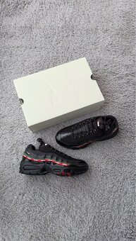 Nike Air Max 95 SP Undefeated Black - 2