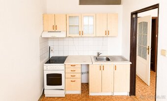 Prodej bytu 2+1, 44 m2, Zlín - Na Honech II - 2