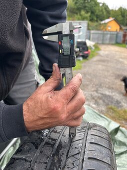 1ks Alu disk 215/55/R16 Citroën C4 Picasso 2011 - 2