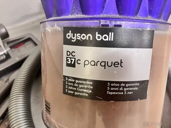 Vysavač Dyson Ball Parquet - 2
