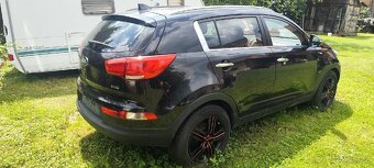 Kia Sportage,4wd 2.0 crdi ,číst celé - 2