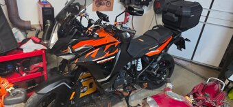 Ktm adventure 1090 - 2