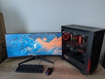 Herní Počítač Aorus+Monitor - 2