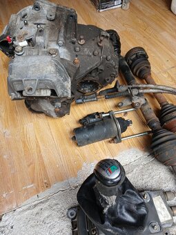 1.8t downpipe 6q Leon Cupra R - 2