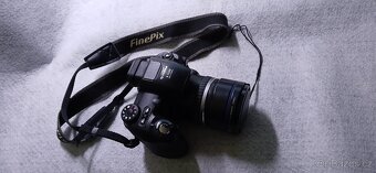 Fujifilm Finepix S5500 Japan - 2