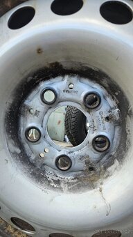 225/55R17 C - 2