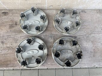 Krytky diskov 15" Ford Maverick - 2
