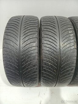 Zimní pneu 225/40/18 Michelin - 2