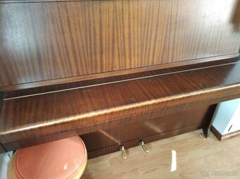 prodám pianino zn. Petrof - 2
