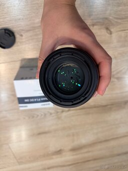 Objektiv Sigma 56 mm - 2