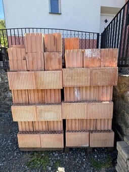 Cihly - 37x25x23,5cm - 113ks - 2