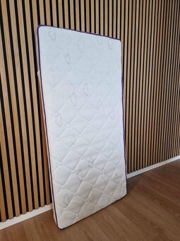 Matrace do dětské postýlky značky Träumeland Butterfly 120×6 - 2