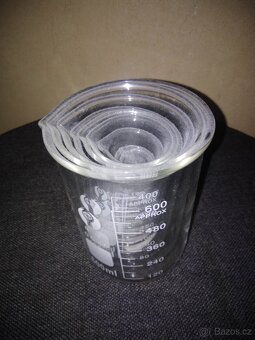 Sada skleněných laboratorních nálevek - 2