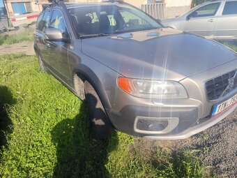 Volvo XC70 po servise, pěkný stav. - 2