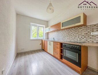 Pronájem bytu 3+1, 70 m2 - Holýšov, ev.č. yIGB034 - 2