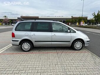PRONÁJEM AUTA SEAT ALHAMBRA 7 míst - 2