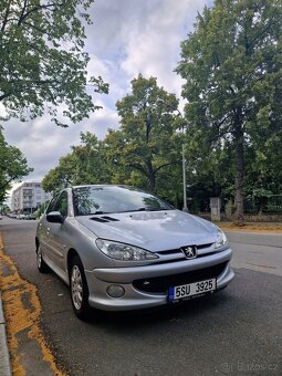 Peugeot 206 + zimní sada kol | Platná STK | 114tis km - 2