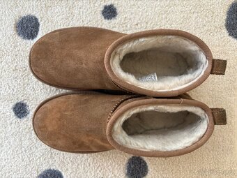 Prodejní oznámení — UGG(y), co změní váš život… možná - 2