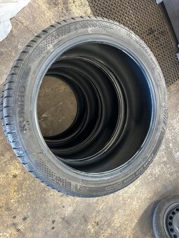 Zimní pneu 235/45 R20 100W - 2