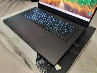 Herní notebook Asus Rog Zephyrus R9 RTX 3080 - 2