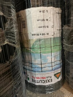 Nové pletivo Executive plus 180 cm včetně sloupků - 2