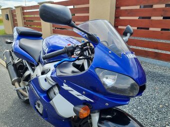 Yamaha R6 - 2