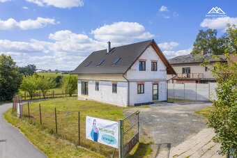 Prodej rodinného domu 5+k,  714 m2, Chlístov - 2